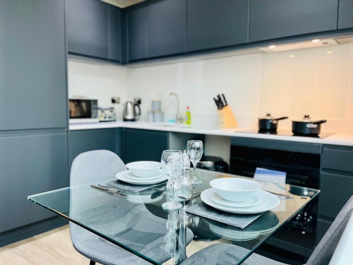 Stylish Studio Apartment Near To Old Trafford Stadium Manchester Esterno foto