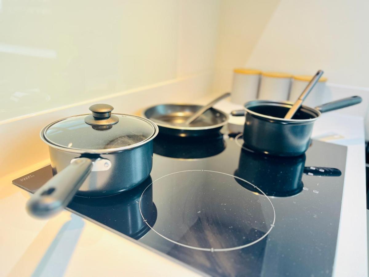 Stylish Studio Apartment Near To Old Trafford Stadium Manchester Esterno foto