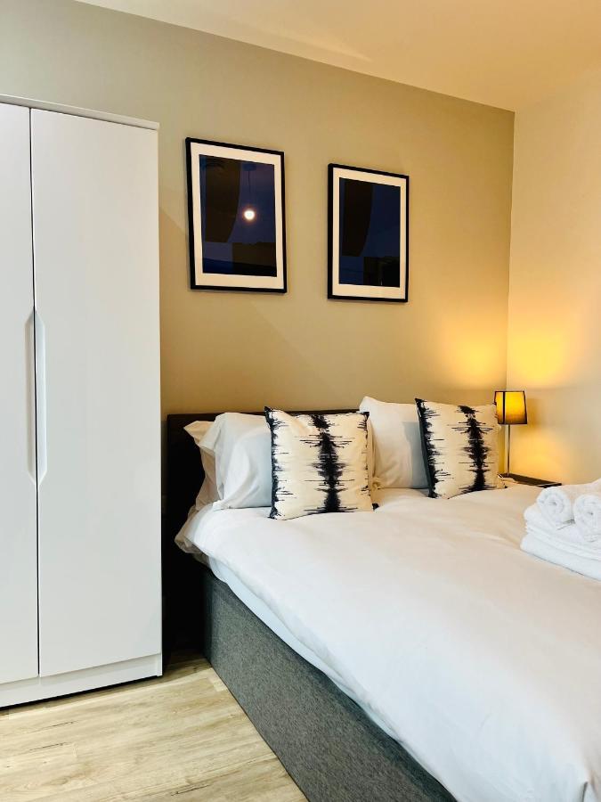 Stylish Studio Apartment Near To Old Trafford Stadium Manchester Esterno foto