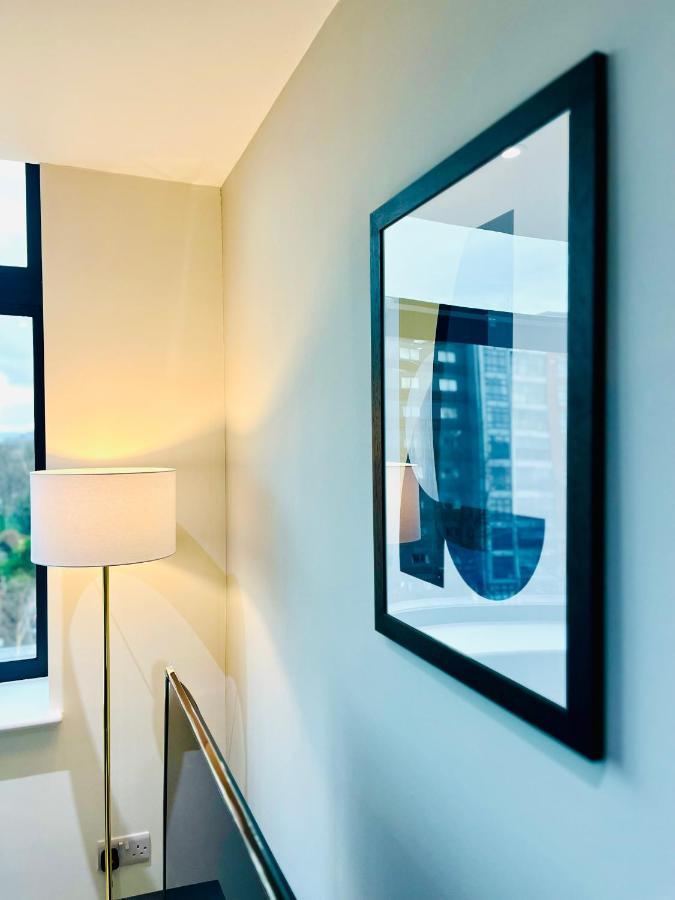 Stylish Studio Apartment Near To Old Trafford Stadium Manchester Esterno foto